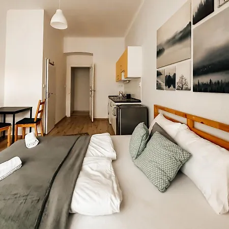 Apartment Savor *